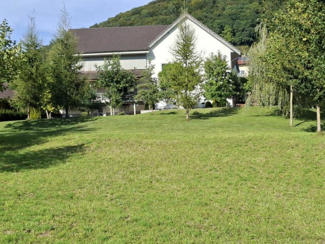 Terreno edificabile di prima classe, soleggiato e tranquillo di 763m2