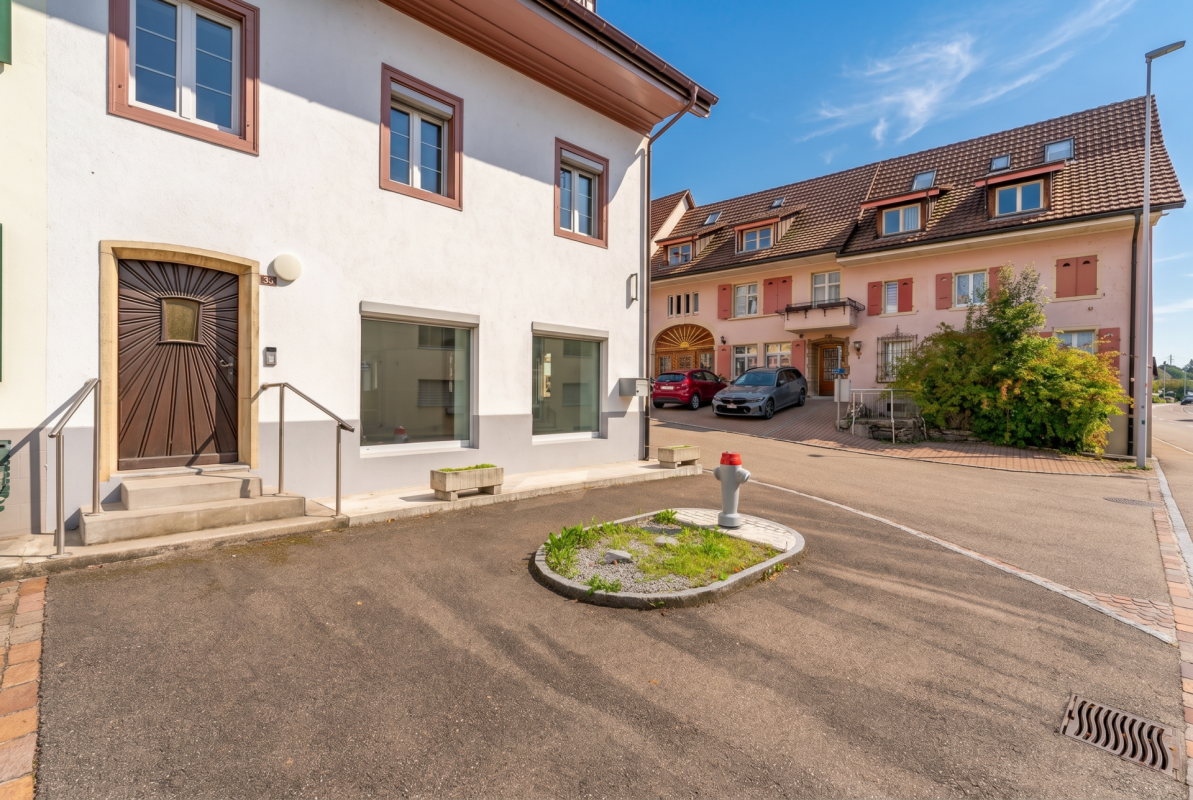 55'000 Autos pro Woche fahren an diesem Schaufenster vorbei