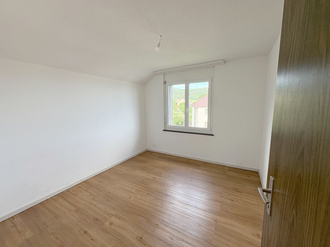 Grosszügige 4.5-Zimmer-Wohnung mit traumhafter Aussicht und 170 m² Nutzfläche
