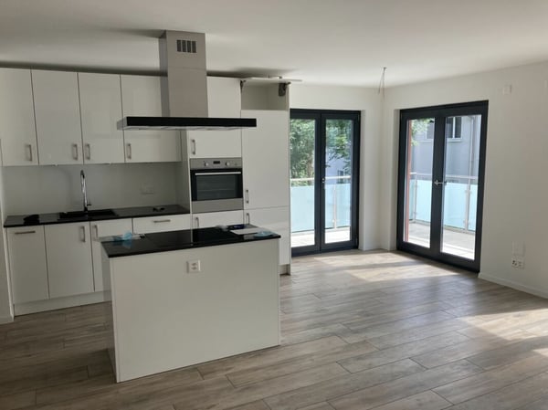 Moderne und sonnige 4.5 Zimmer Wohnung 3