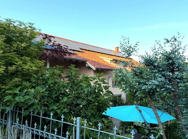 Exklusive Neubau-Villa mit Designerküche - 35 Min. ab Zürich 1