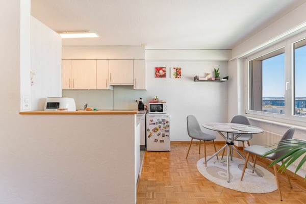 Fairer Einstieg ins Wohneigentum | 3.5-Zimmer-Wohnung mit Weitsicht, Lift & Einstellhallenplatz 10