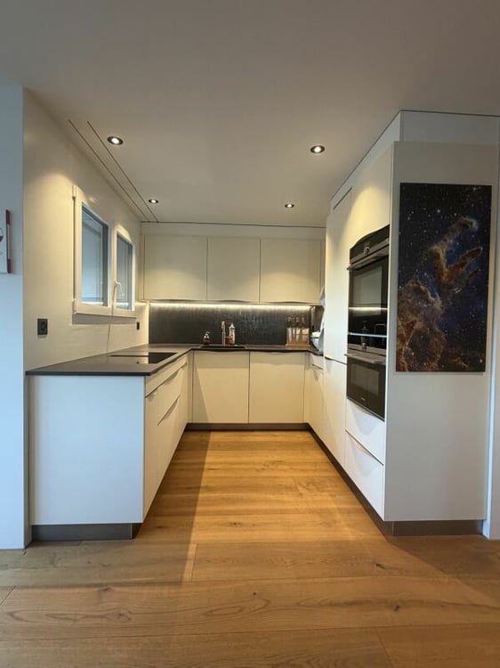 Stilvolle 2.5-Zimmerwohnung in Hölstein - hochwertig, ruhig und bezugsbereit 1