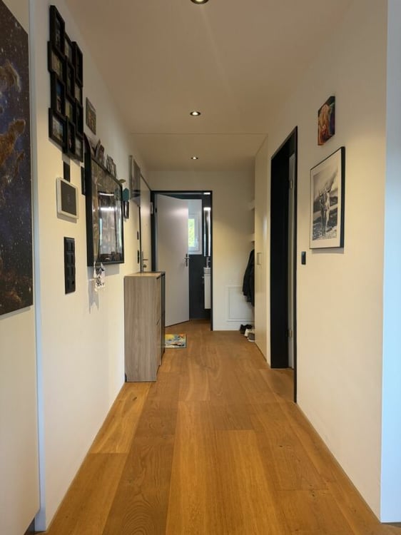 Stilvolle 2.5-Zimmerwohnung in Hölstein - hochwertig, ruhig und bezugsbereit 8
