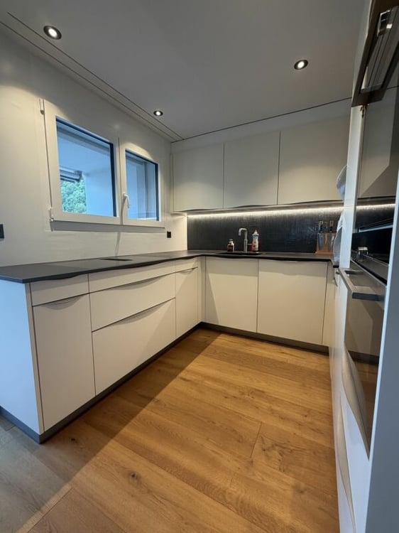 Stilvolle 2.5-Zimmerwohnung in Hölstein - hochwertig, ruhig und bezugsbereit 3
