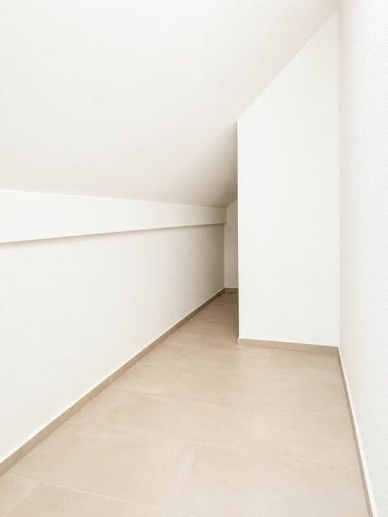 Moderne 4.5-Zimmer-Wohnung 8