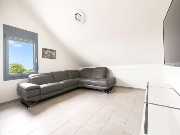 Moderne 4.5-Zimmer-Wohnung 4