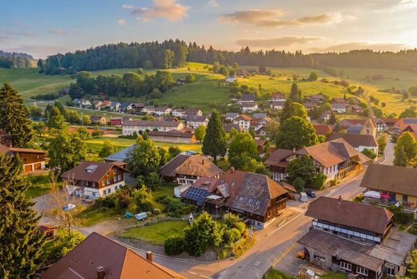 Traditionelles Bauernhaus mit hochwertigem Ausbau und 3 Garagenboxen