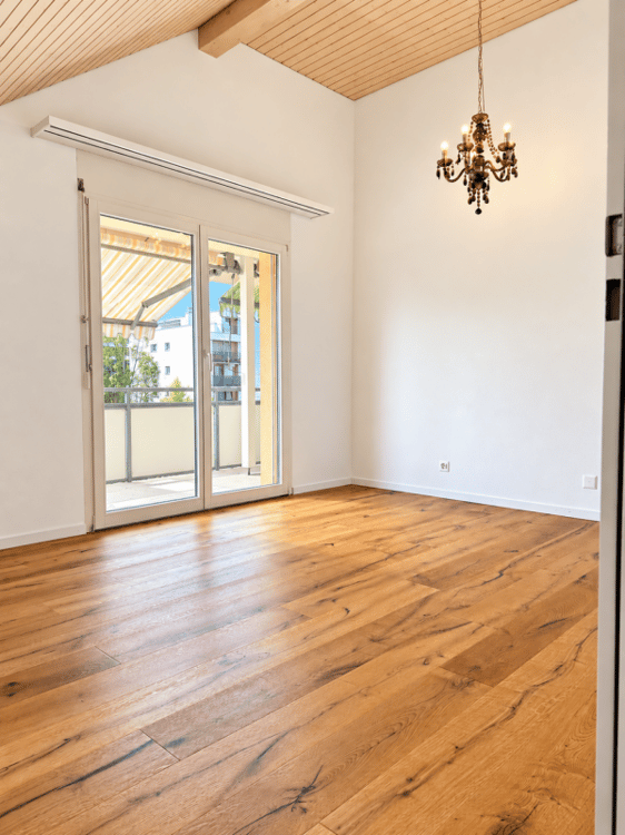 Exklusive 5.5-Zimmer-Dachwohnung mit ca. 160 m² - direkter Liftzugang, Kamin & 4 Tiefgaragenplätze 11