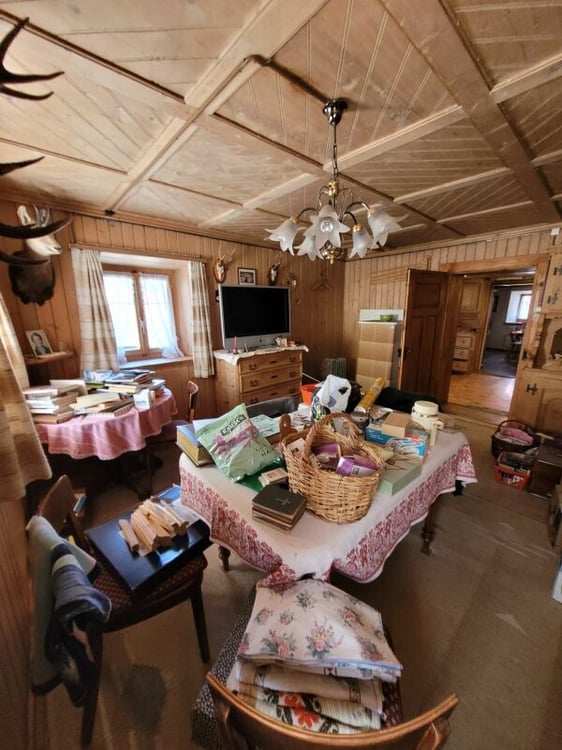 Wohnhaus mit Werkstatt und Stall in 7438 Mon (GR) 8