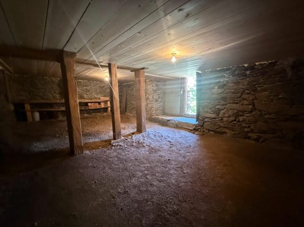 Einmalige Gelegenheit in Lauterbrunnen - Landwirtschaftliche Liegenschaft mit Wohnhaus, Scheune und drei weiteren Grundstücken 10