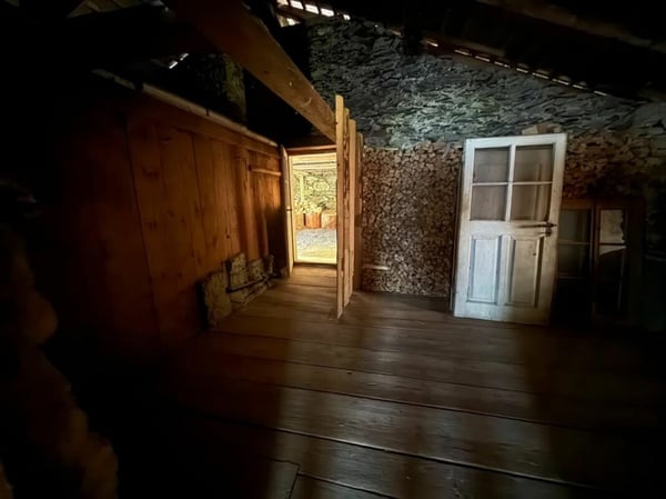 Einmalige Gelegenheit in Lauterbrunnen - Landwirtschaftliche Liegenschaft mit Wohnhaus, Scheune und drei weiteren Grundstücken 5