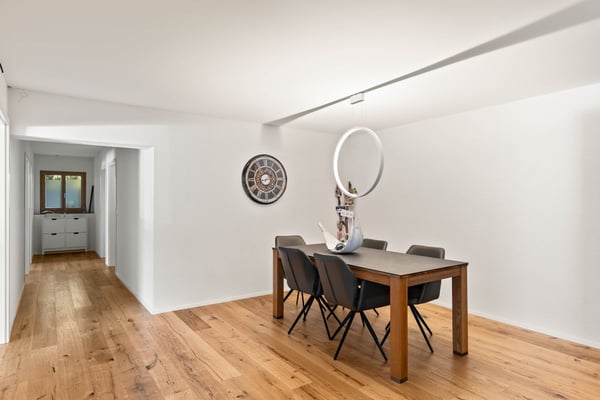 Modern umgebaute 4.5-Zimmer-Wohnung mit 135 m² Wohnfläche 5