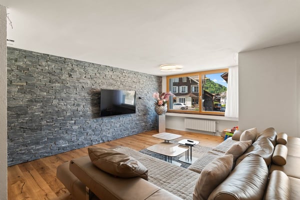 Modern umgebaute 4.5-Zimmer-Wohnung mit 135 m² Wohnfläche 1
