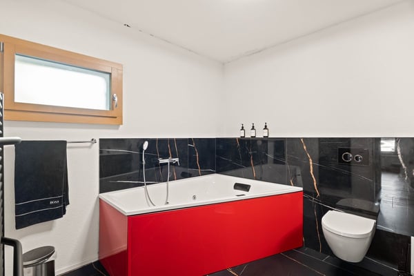 Modern umgebaute 4.5-Zimmer-Wohnung mit 135 m² Wohnfläche 13
