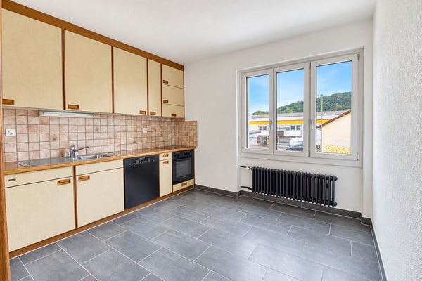 4.5-Zimmerwohnung mit 80 m² Terrasse und Balkon - zentrumsnah in Thun 10