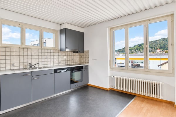 3-Zimmer-Loft mit Cheminée, Bergsicht, Balkon und Terrasse in Thun 5