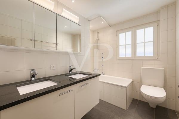 Einfamilienhaus mit Wintergarten und pflegeleichtem Garten in ruhiger 12