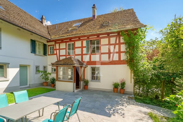 Seltene Landreserve am Zürichsee: Grosszügiger Parzellenverbund mit vi 10