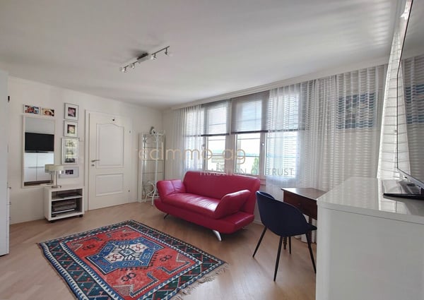 Grosszügiges historisches Liebhaberobjekt direkt am Zugersee 19