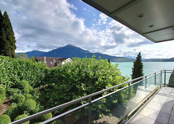 Grosszügiges historisches Liebhaberobjekt direkt am Zugersee 18