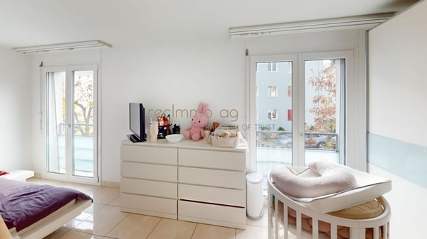 Grosszügige 1.5-Zimmer-Wohnung mit Loggia an zentraler Lage in Wettingen 3