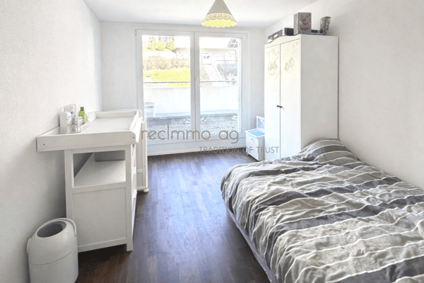 Moderne 4.5-Zimmer Dachgeschosswohnung mit Panorama-Aussicht 5