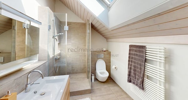 Modernes, lichtdurchflutetes 6.5-Zimmer-Reiheneinfamilienhaus mit Garten in Obfelden 12