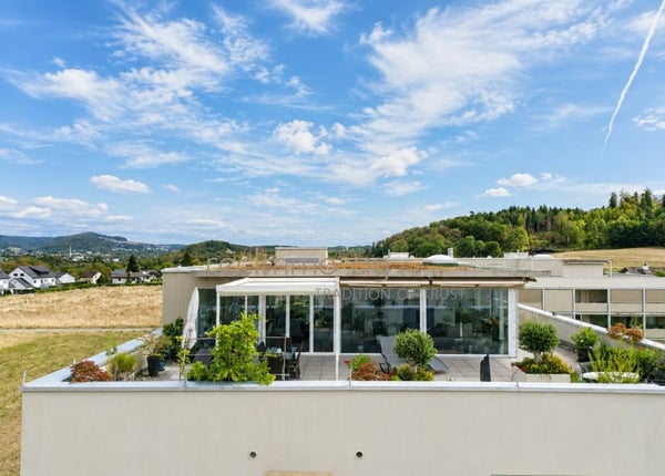 Grosszügige 4.5-Zimmer-Wohnung mit aussergewöhnlicher 145 m² Terrasse in Koblenz