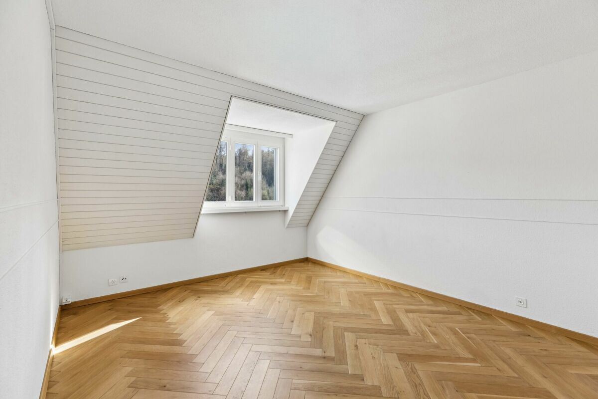 Grosszügige 5.5-Zimmer-Maisonettewohnung mit Charme, Hobbyraum & Potenzial
