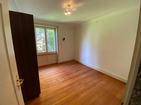 WG-Zimmer in exklusiver 6-Zimmer Maisonette-Residenz in repräsentativer Villa mit beeindruckender See- und Bergsicht 10