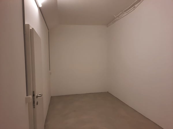 Lager-/Disponibelraum im Untergeschoss zu vermieten 1