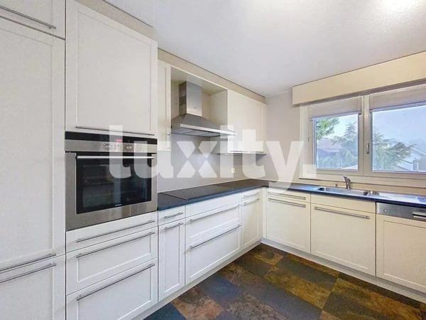 For rent : Bright 1.5-room apartment - Chavannes-des-Bois 4