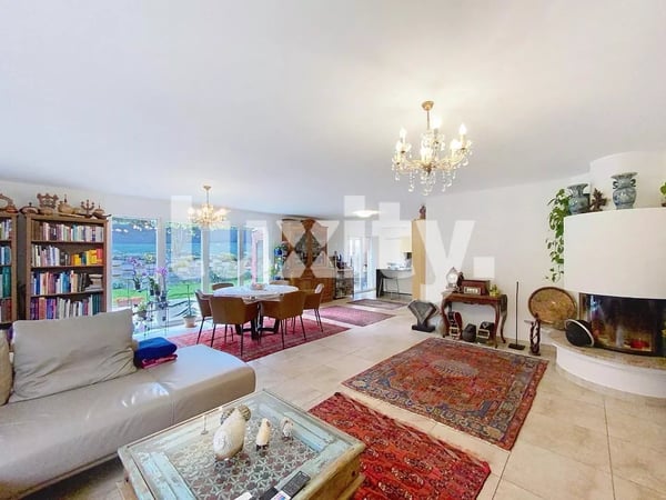 Superb semi-detached house with private garden in Versoix-a haven of peace just a stone's throw from the park 1