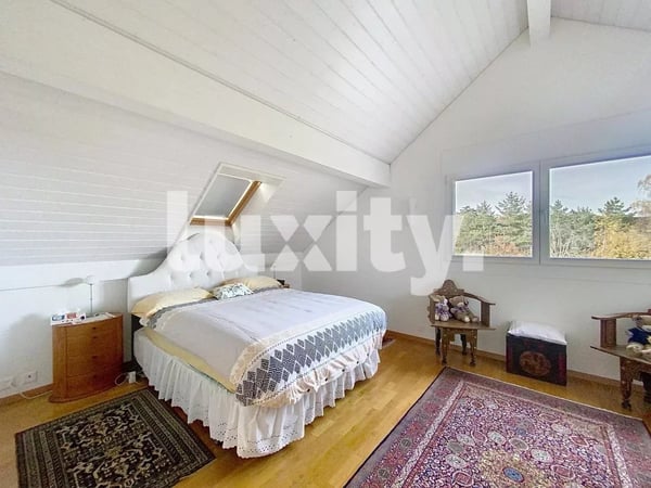 Superb semi-detached house with private garden in Versoix-a haven of peace just a stone's throw from the park 5