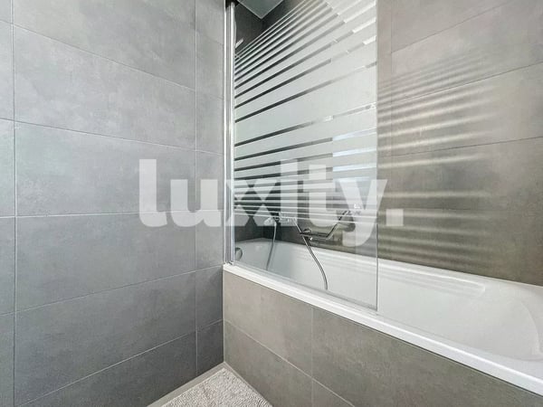 Bel appartement avec grand rooftop meublé 2