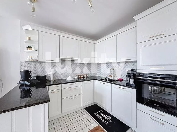 À LOUER ? APPARTEMENT D'EXCEPTION AU C?UR DE ROLLE, FACE AU LAC 2