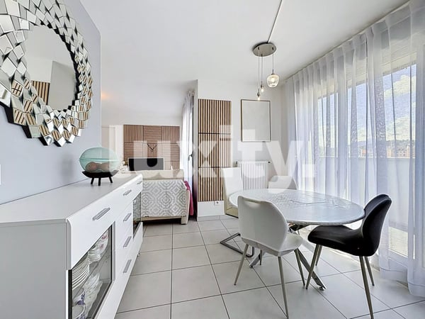 Appartement lumineux en dernier étage 3