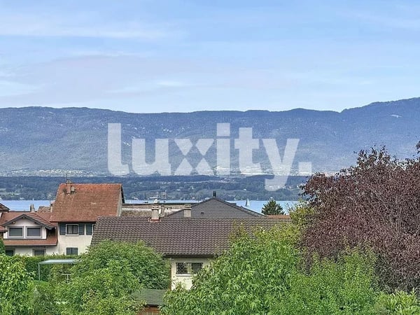 CHENS-SUR-LÉMAN ? MAISON CONTEMPORAINE, LUMINEUSE ET AU CALME, À PROXIMITÉ DE GENÈVE 1