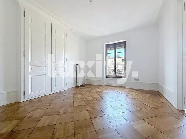 Superbe appartement de type Haussmannien 5