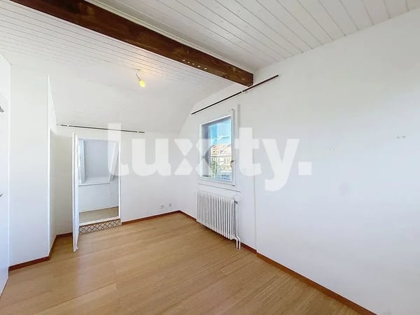 CHAVANNES-DES-BOIS ? Maison familiale d'environ 120 m² avec jardin 4
