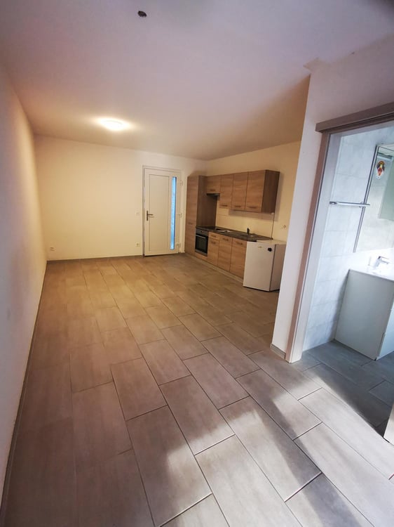 Zentrales Studio mit Balkon in Thun 4