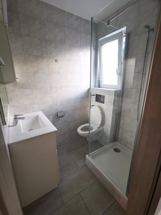 Zentrales Studio mit Balkon in Thun 5
