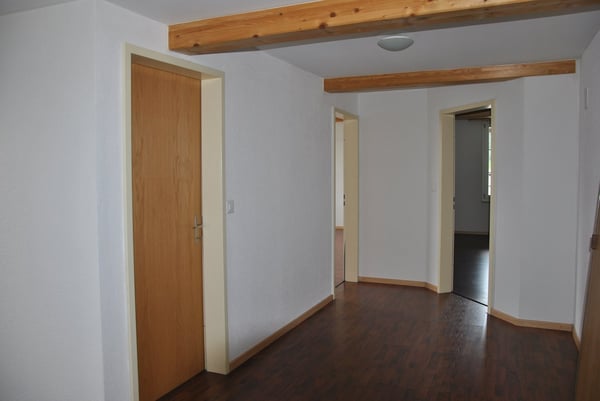 Ländliche 5.5 Zimmer Wohnung 8