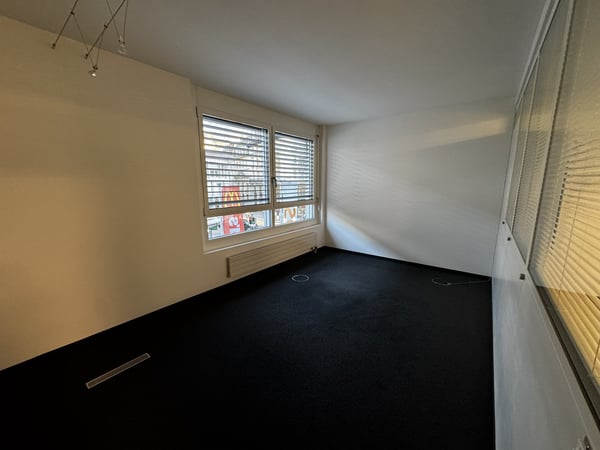 Votre nouveau bureau au coeur de Montreux ! 4