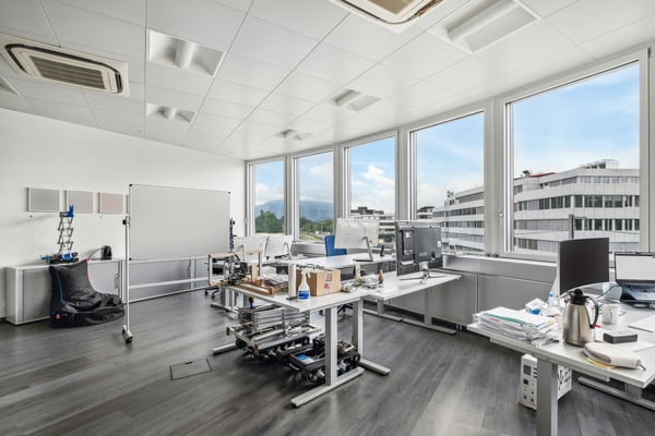 Modern ausgebaute Büroflächen an zentraler Lage zu vermieten 9