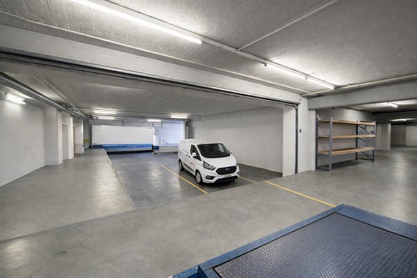 Lager- und Bürofläche mit direkter Anfahrtsrampe in Glattbrugg 2