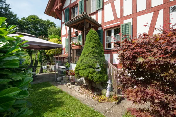 UNWEIT V. RAFZ  3 WOHNUNGEN, 1165M2 GRUNDSTÜCK, 273M2 WOHNFLÄCHE 13