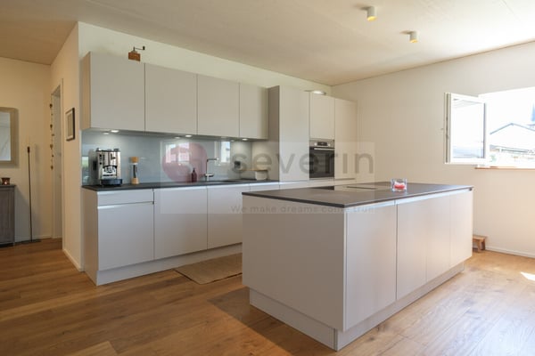 EINFACH BESONDERS-WUNDERSCHÖNE 3.5 ZIMMER ATTIKAWOHNUNG, 35m2 TERRASSE 3
