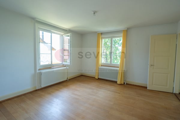 LIEBEN SIE DAS BESONDERE - 8.5 ZIMMER VILLA-180M2 - 1200M2 GRUNDSTÜCK 11